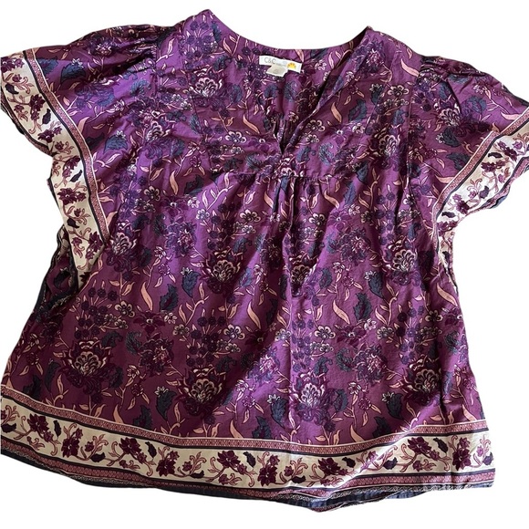 C&C California Purple and Cream Floral Blouse - Picture 1 of 4
